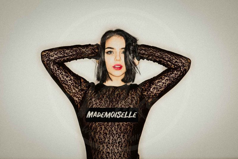 Mademoiselle | Fotograf Sven Mika | Fotostudio Grevenbroich | Fotomodell Model Leonie