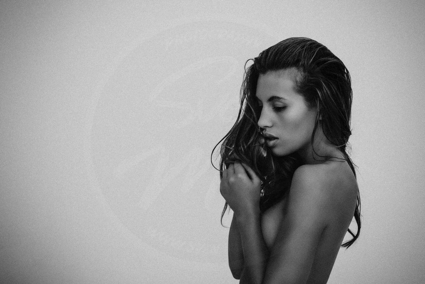 Vivre pour le moment (B&W) | Fotograf Sven Mika | Fotostudio Grevenbroich | Fotomodell Model Katia Martin