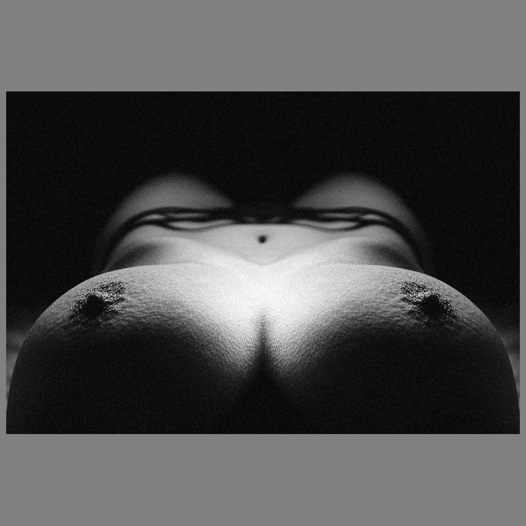 Land of temptation (B&W) | Fotograf Sven Mika | Fotostudio Grevenbroich | Fotomodell Model Angelique